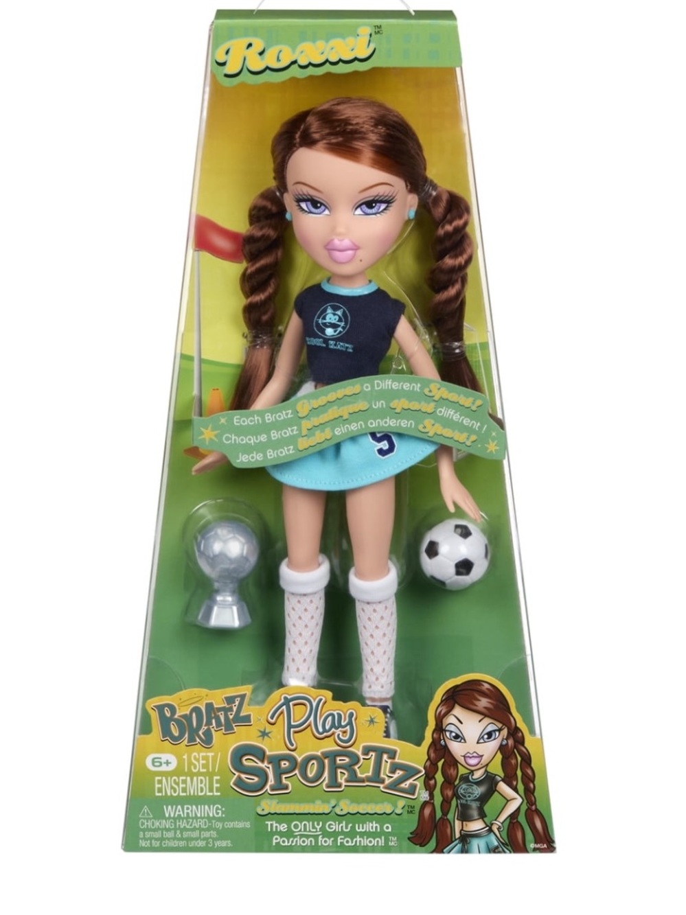 Bratz Roxxi Soccer Doll - Brown Hair, Teal Outfit